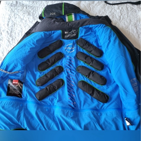 Helly Hansen Peregrine Insulated Ski Jacket w/ RECCO - Picture 5 of 13
